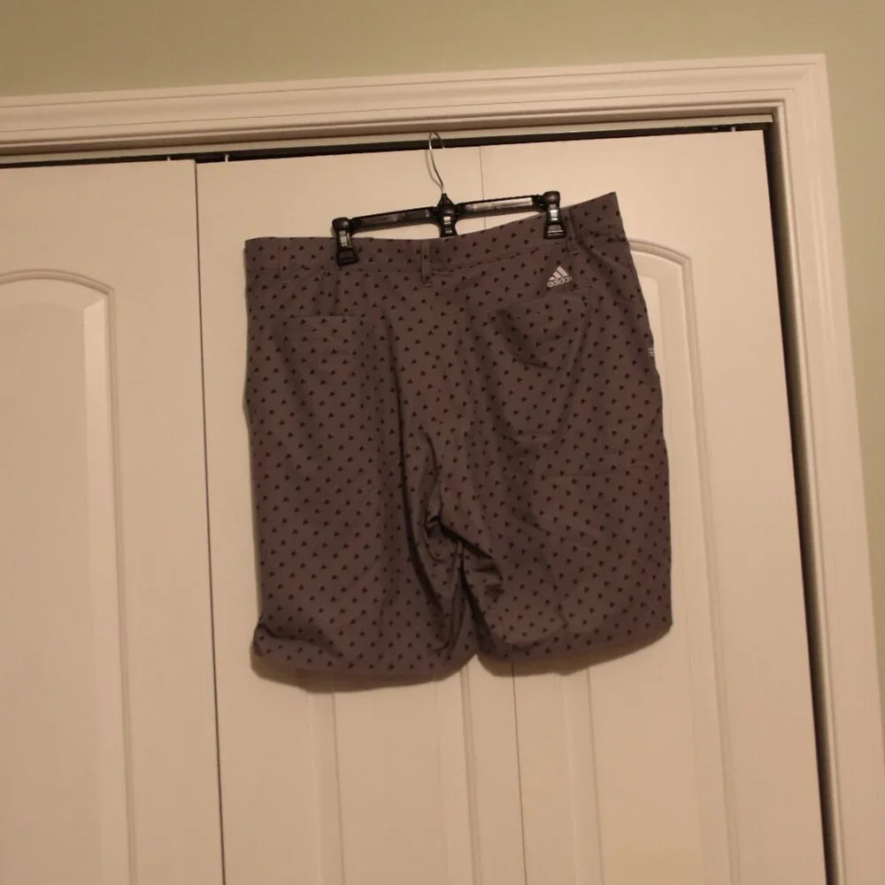 ADIDAS Ultimate 365 ADVR0799 Men's Sz 38 Gray Logo Woven Golf Shorts